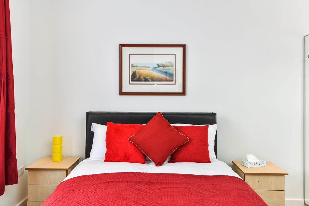 Riverbank Stay Londres Extérieur photo
