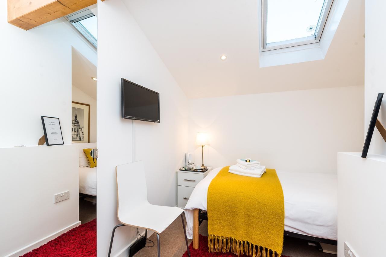 Riverbank Stay Londres Extérieur photo