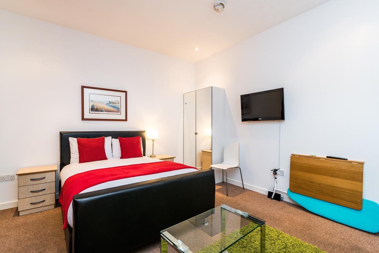 Riverbank Stay Londres Extérieur photo